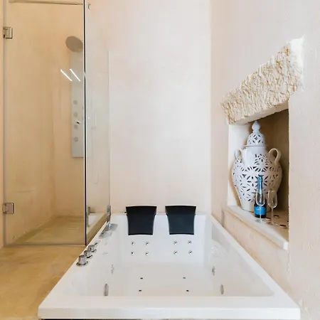 Guest house Corte Donato Grasso Relax - Salento Selection 3*